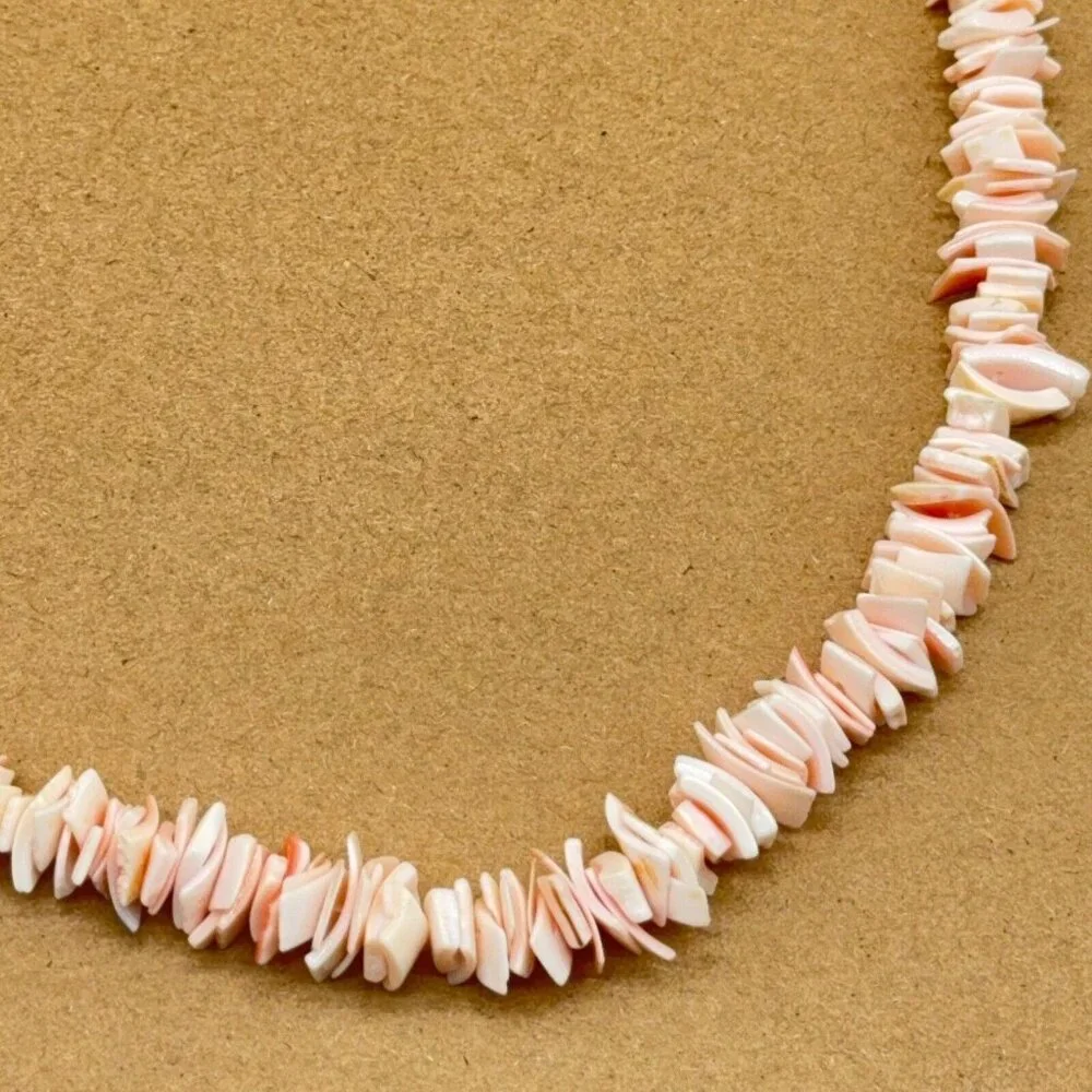 Vtg Shell Chip Necklace Collar Light Pink Tone Barrel Closure NWT Disney 17-1/2" - Picture 3 of 7